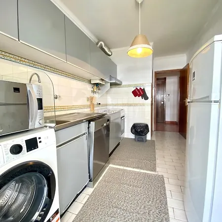 Charming With Pool By Homing Apartamento *